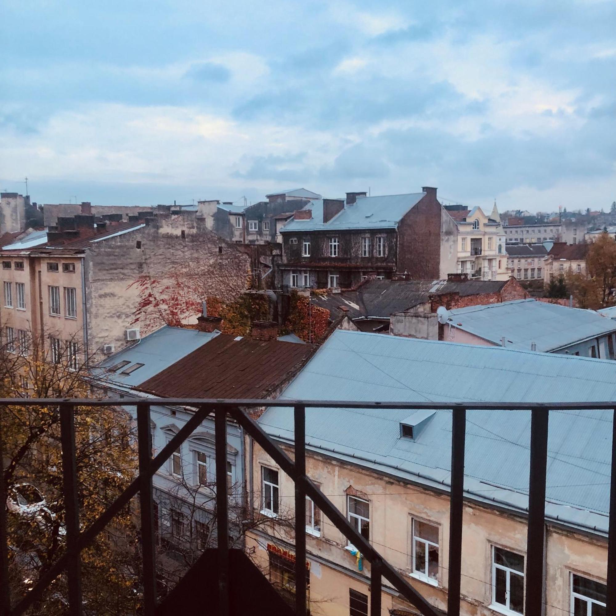 Polska Poduszka Hotel Lviv Exterior foto